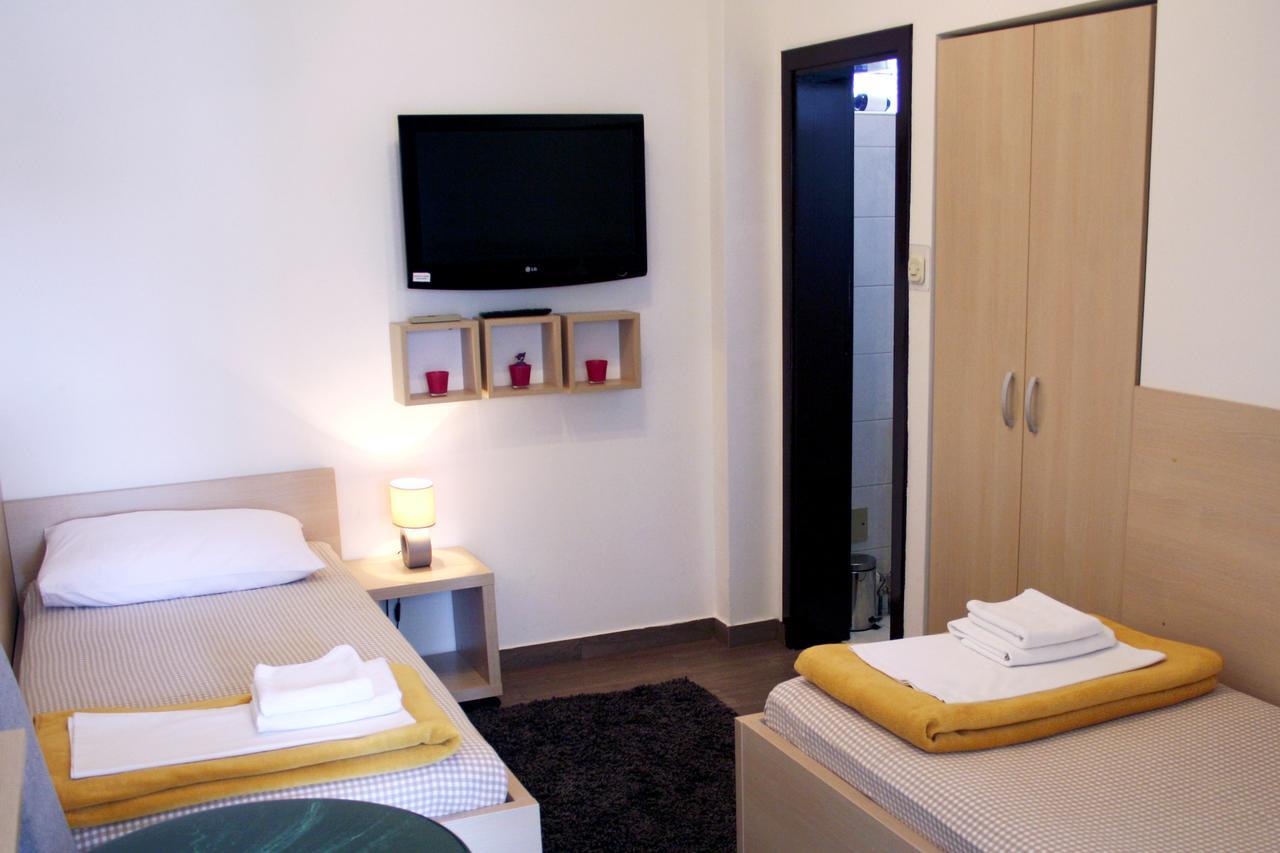 Rooms Fitea Osijek Zewnętrze zdjęcie