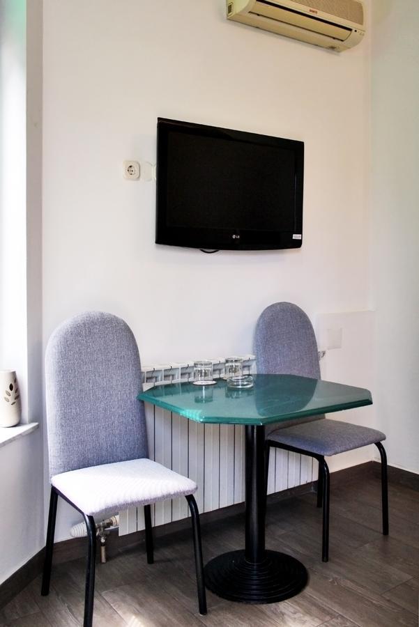 Rooms Fitea Osijek Zewnętrze zdjęcie