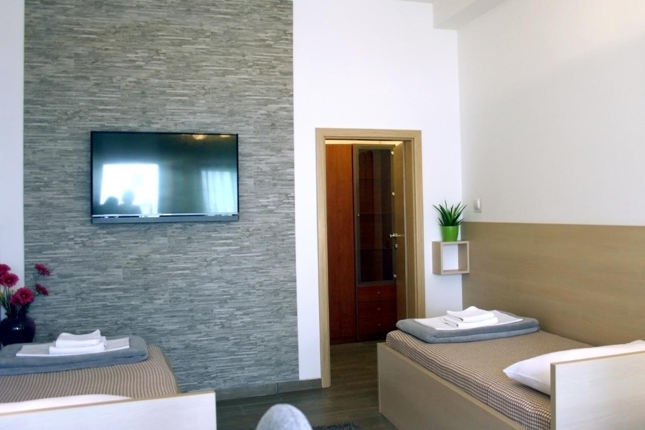 Rooms Fitea Osijek Zewnętrze zdjęcie