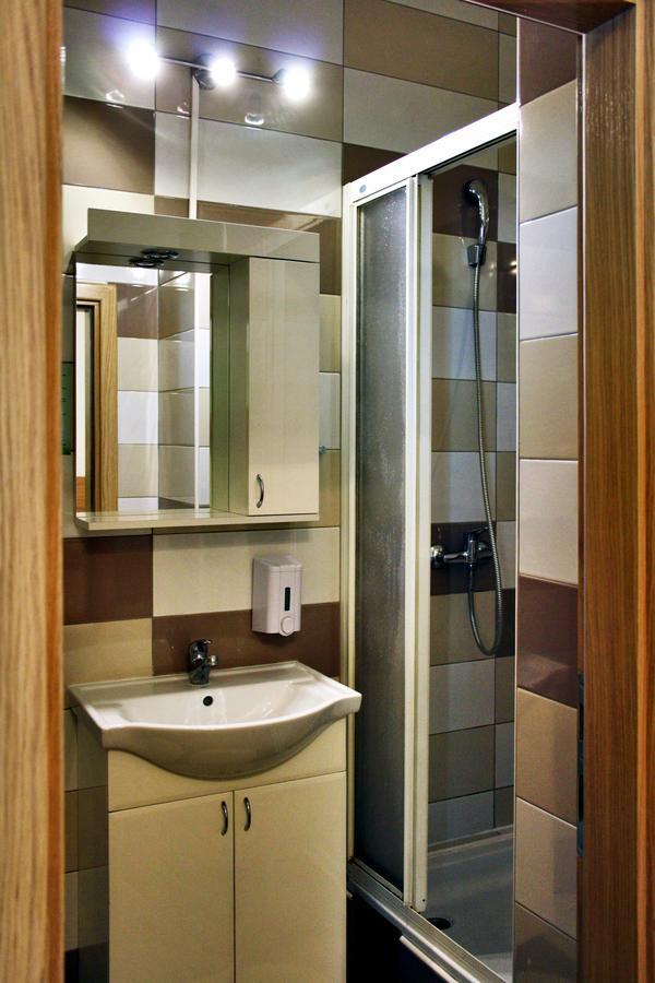 Rooms Fitea Osijek Zewnętrze zdjęcie